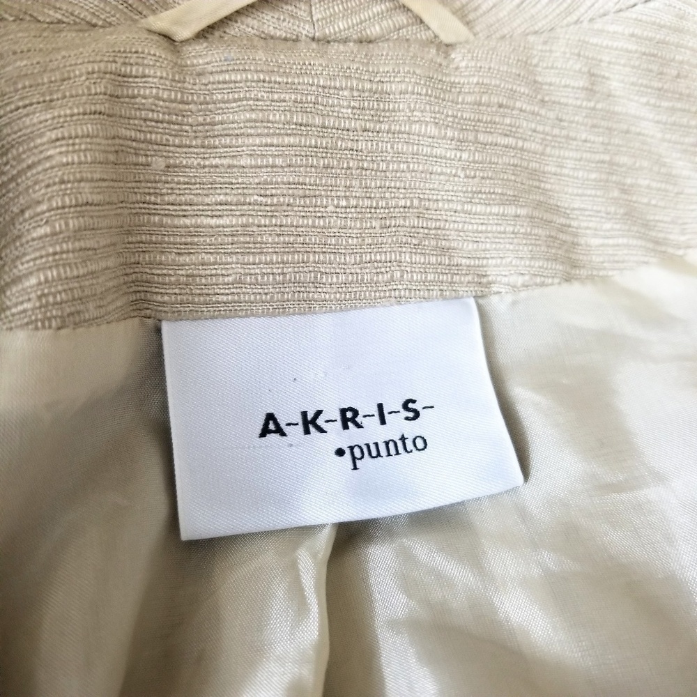 Akris Punto light tan silk 3 button side pockets blazer women's size 10 - Picture 4 of 9